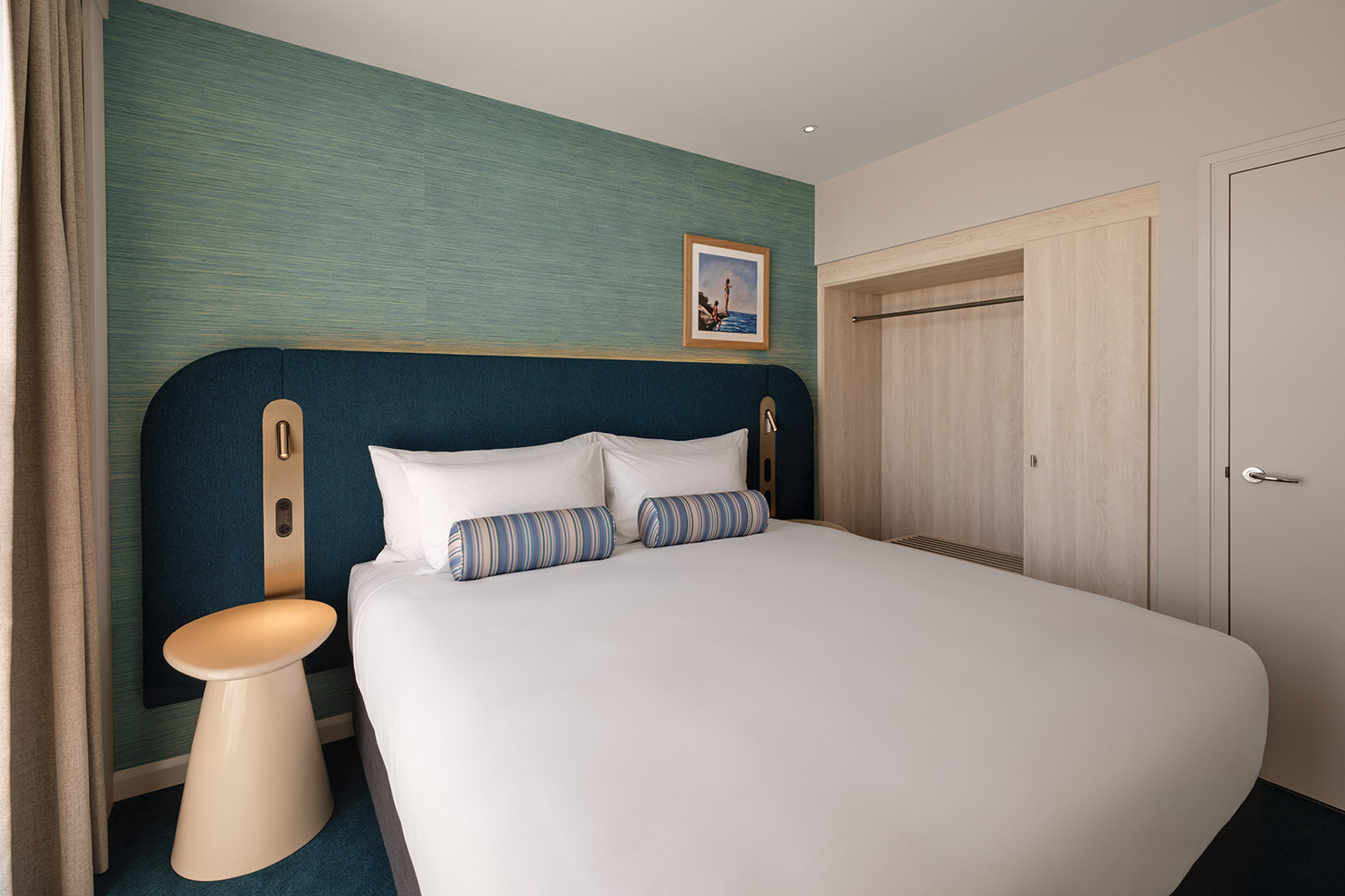 adina sydney darling harbour one bedroom apartment accelerated room 2026 02