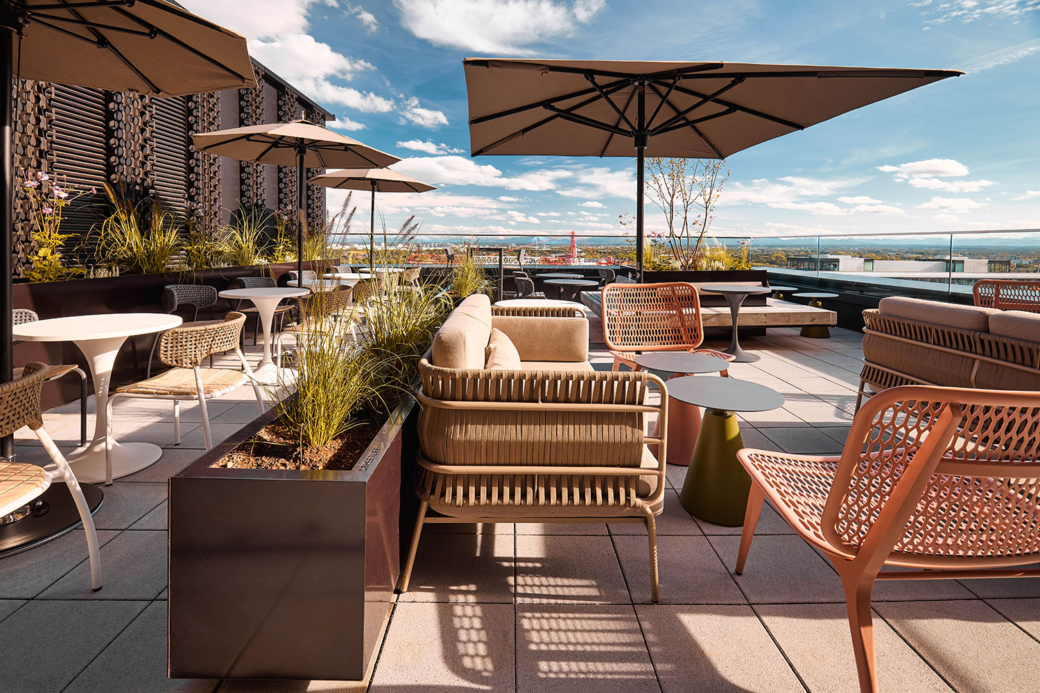 adina hotel munich terrace2 09 2021