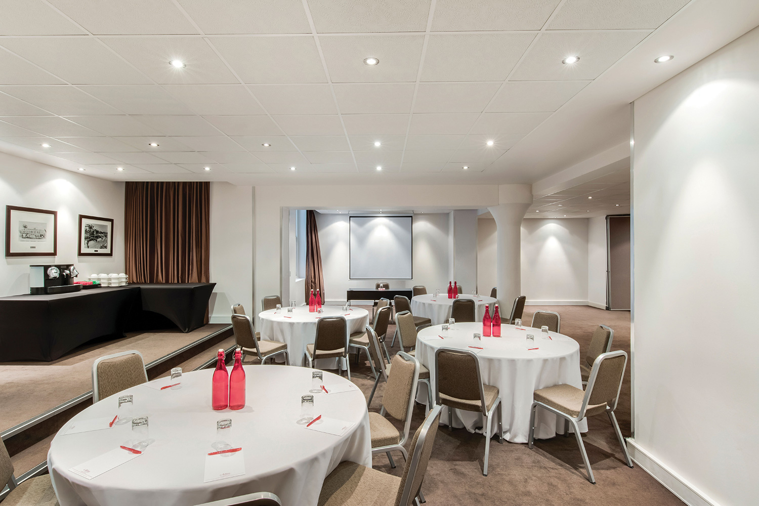 adina apartment hotel adelaide conference vault 2 banquet 01 2018