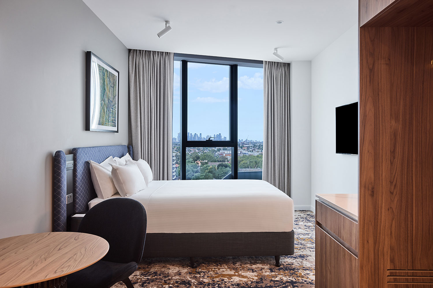 adina apartment hotel pentridge guest room 02 2023