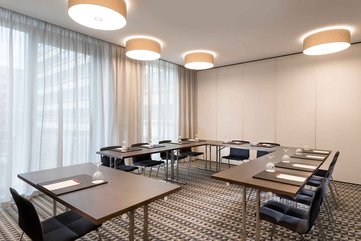 adina apartment hotel leipzig conference room paulinum ushape 02 2017