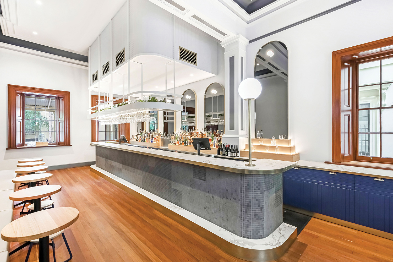 adina apartment hotel adelaide resaurant bar 02 2018