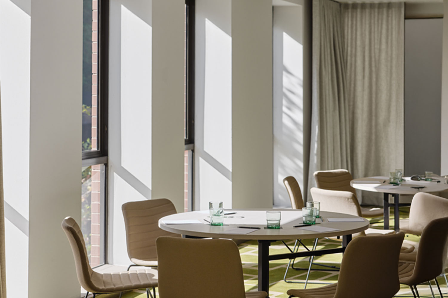 adina town hall kent hall confrence room 02 2025