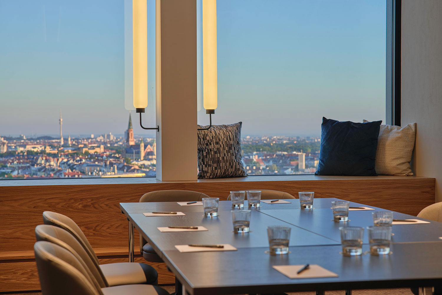 adina hotel munich meeting brisbane 09 2021