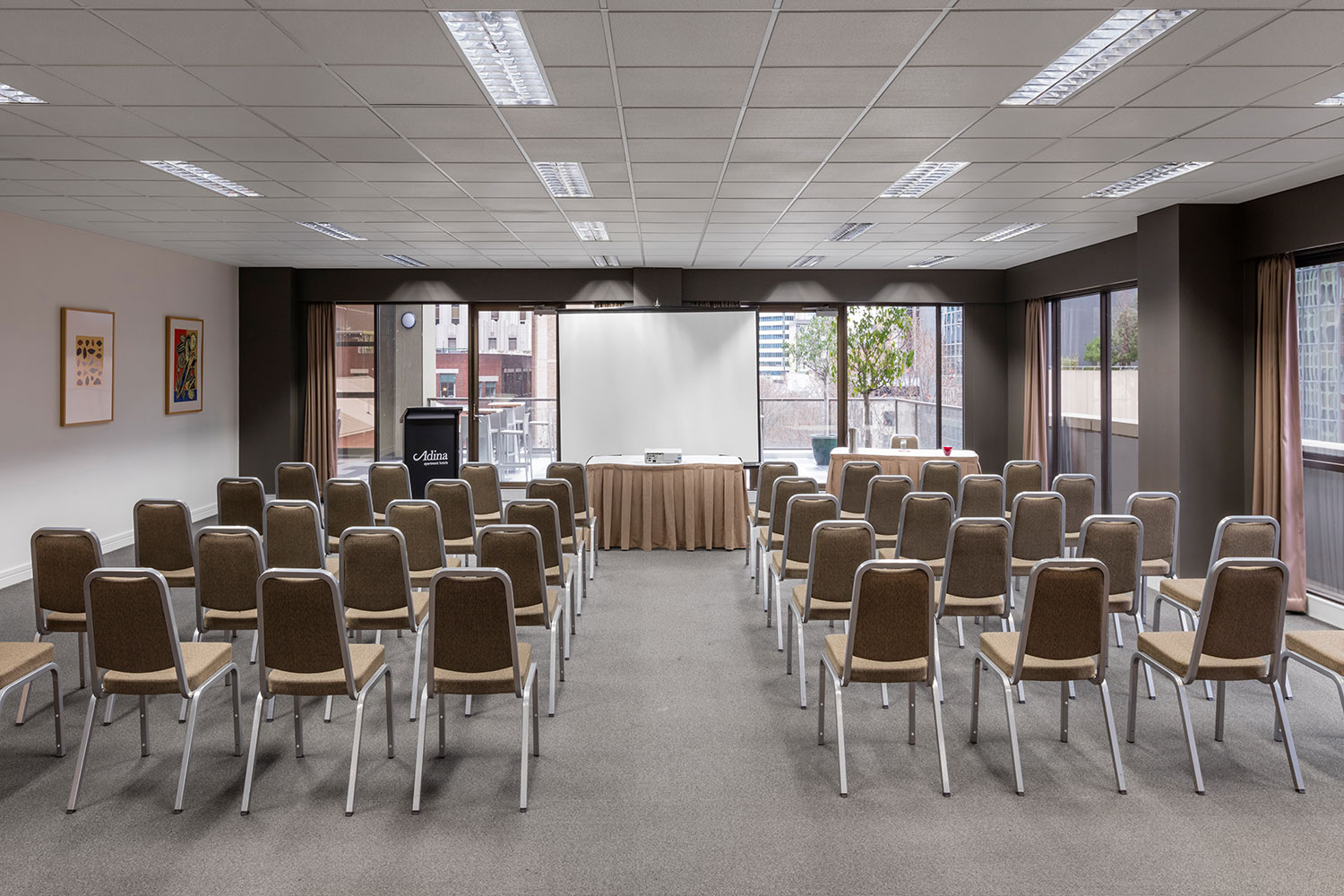 adina apartment hotel melbourne conference gardenia room theatre 02 2017