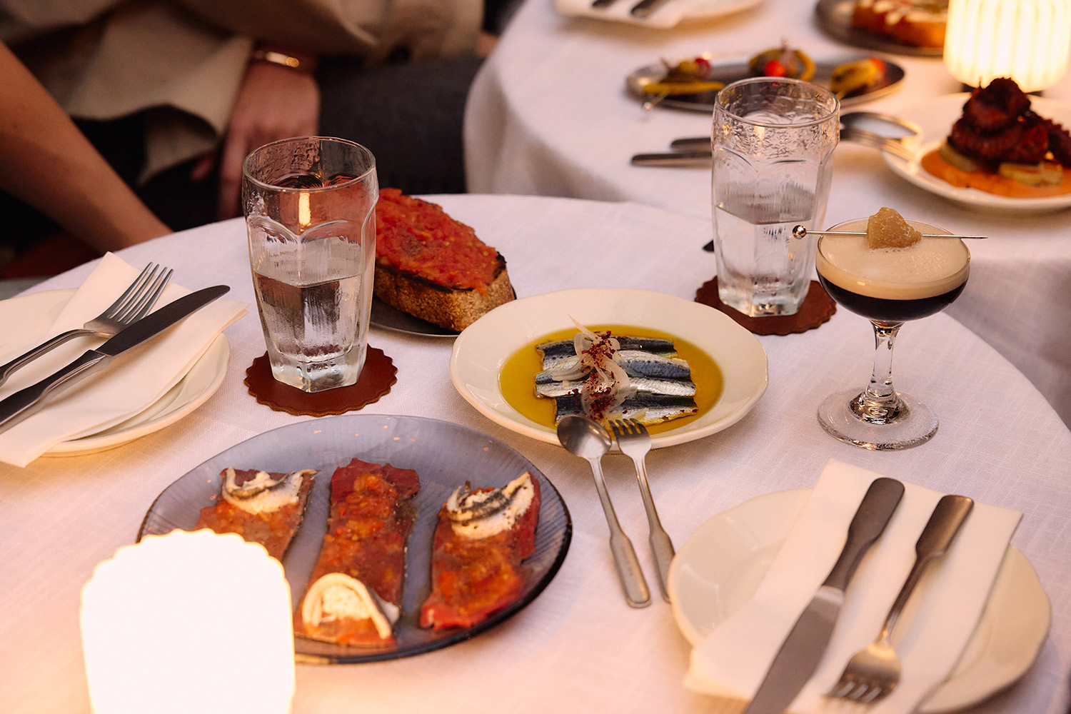 adina bondi dining besa_10