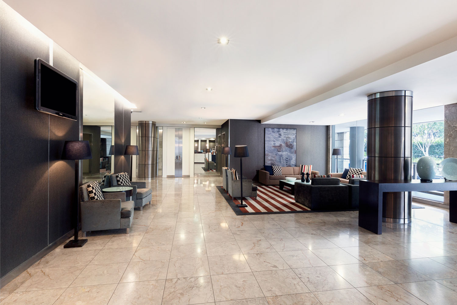 adina apartment hotel sydney darling harbour lobby 01 2016