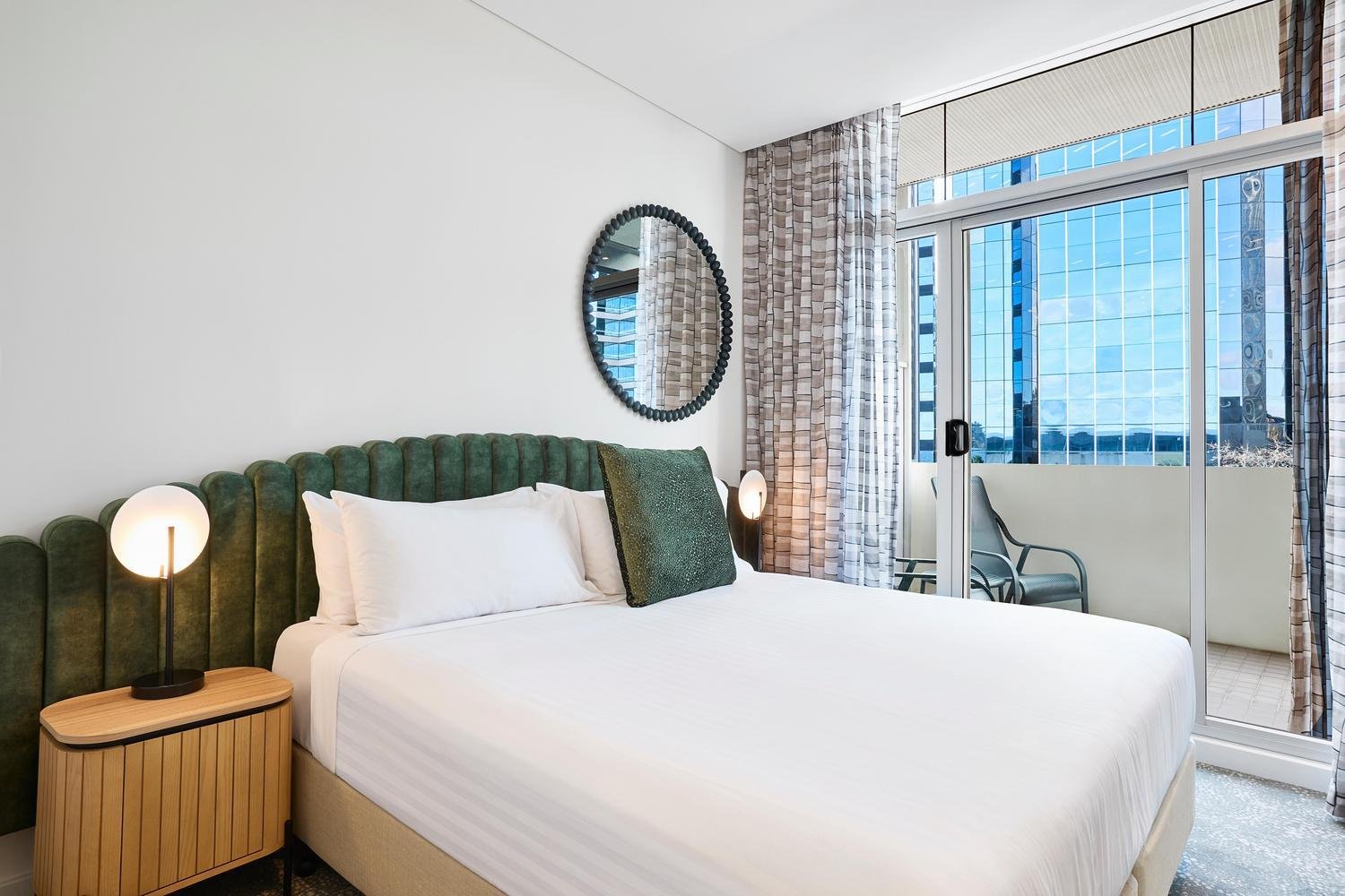 adina perth premier one bedroom city view 01 2026