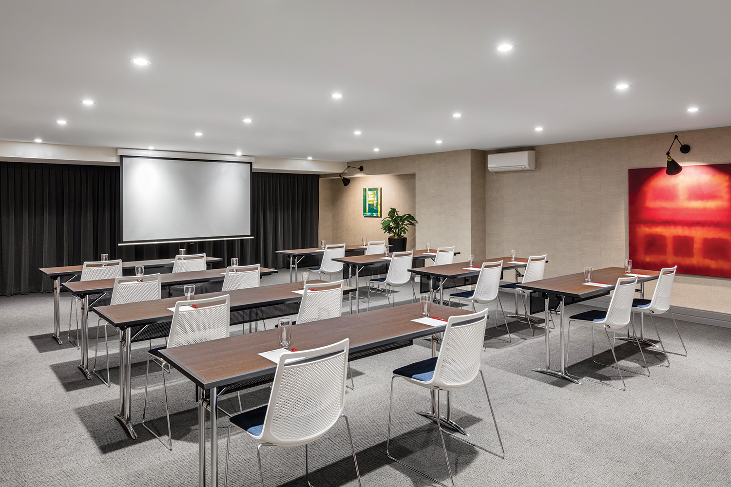 adina apartment hotel auckland britomart mahuhu conference room classroom 02 2016