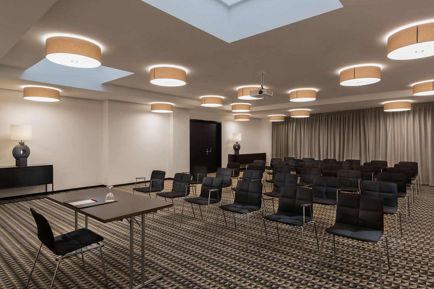 adina apartment hotel leipzig conference room bruhl theatre 01 2017