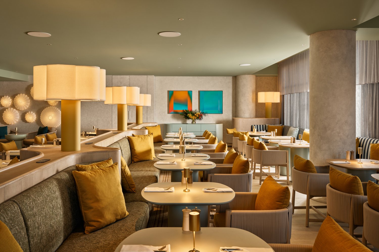 adina sydney darling harbour shoreline kitchen seating area 02 2026