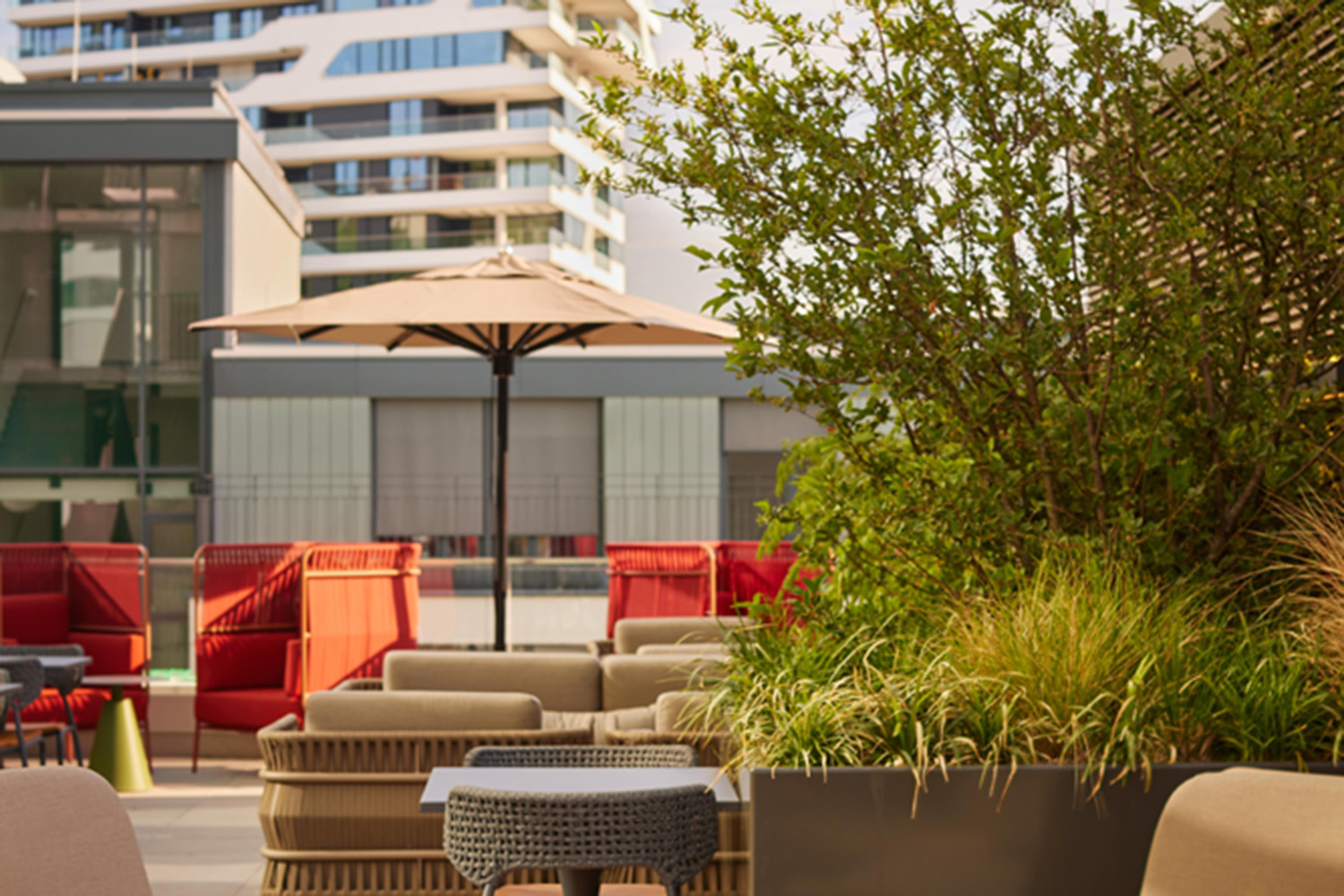 adina hotel stuttgart_terrace4_05 2022