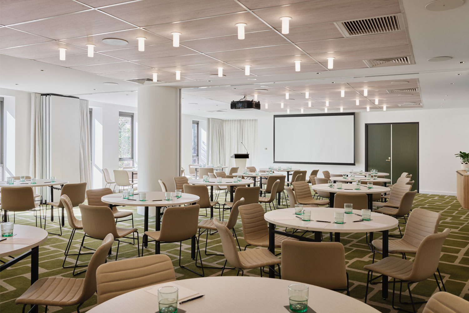 adina town hall conference kent and bathurst cabaret 2025 1