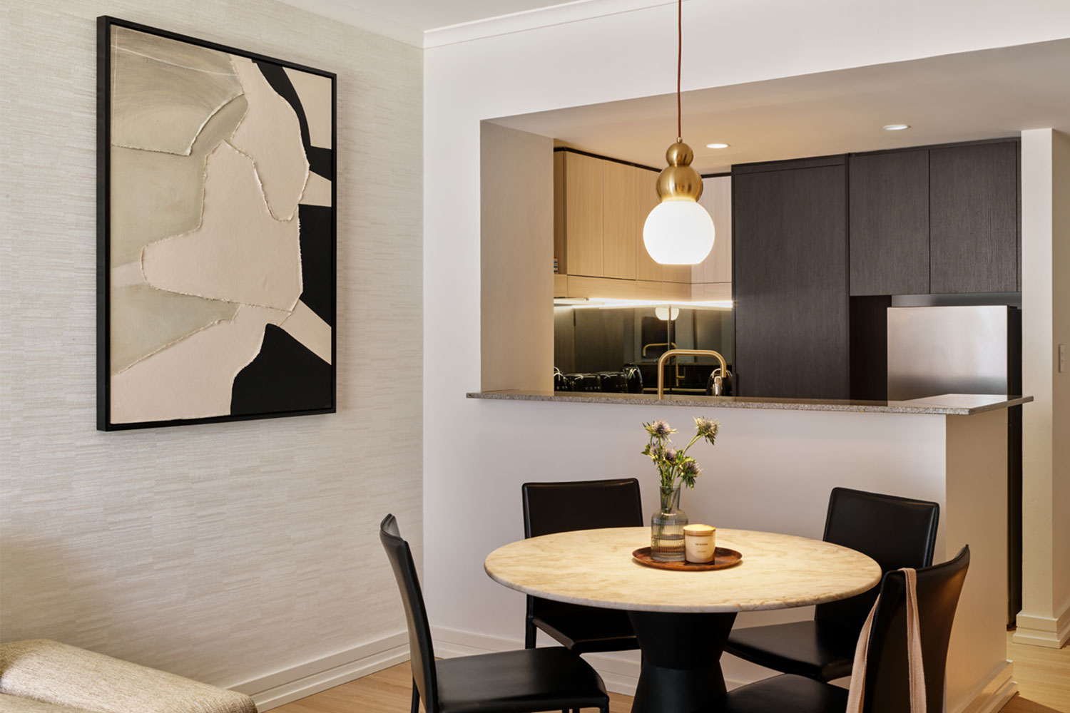 adina apartment town hall one bedroom queen 2025 1