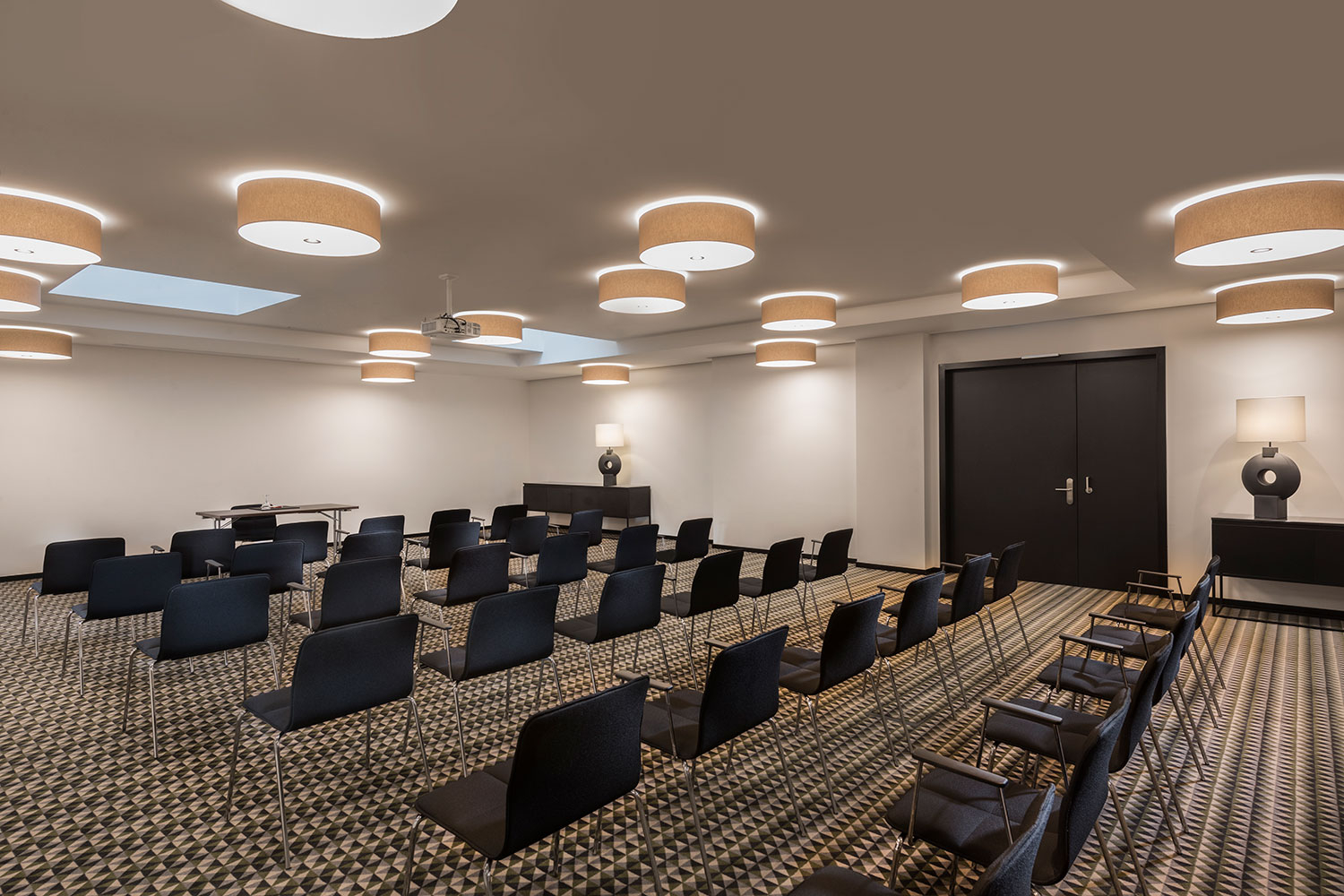 adina apartment hotel leipzig conference room bruhl theatre 02 2017