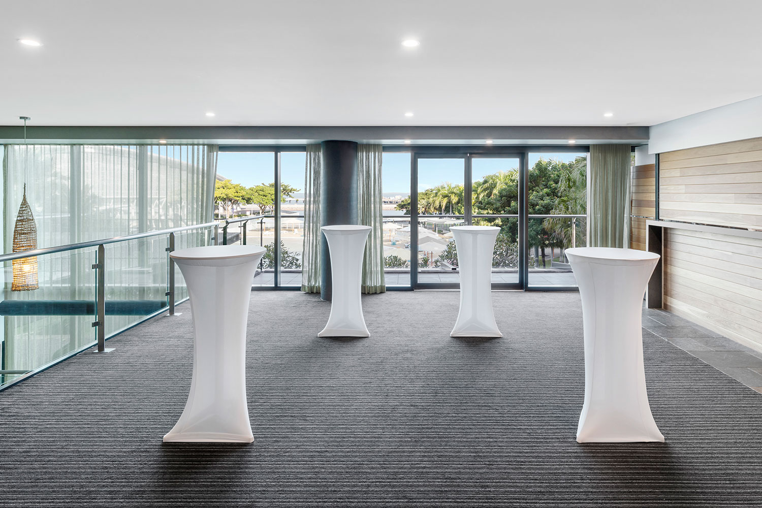 adina apartment hotel vibe hotel darwin waterfront conference room shipwreak cocktail 2016