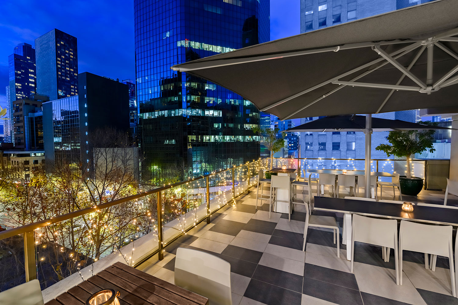 adina apartment hotel melbourne apartment terrace 04 2019
