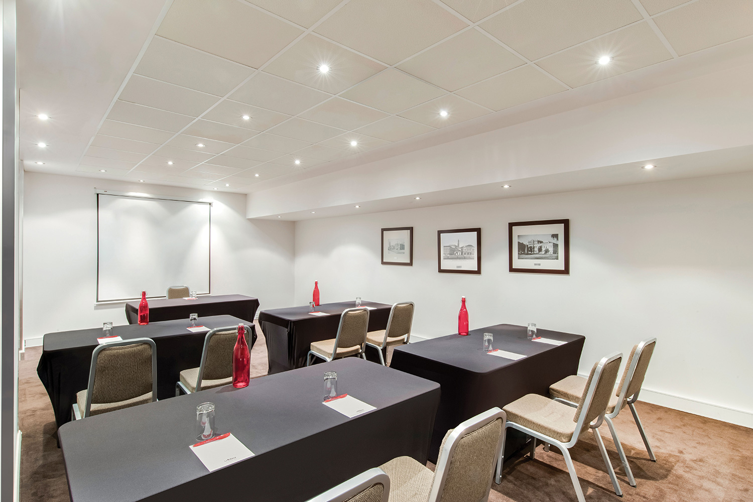adina apartment hotel adelaide conference vault 1 classroom 01 2018