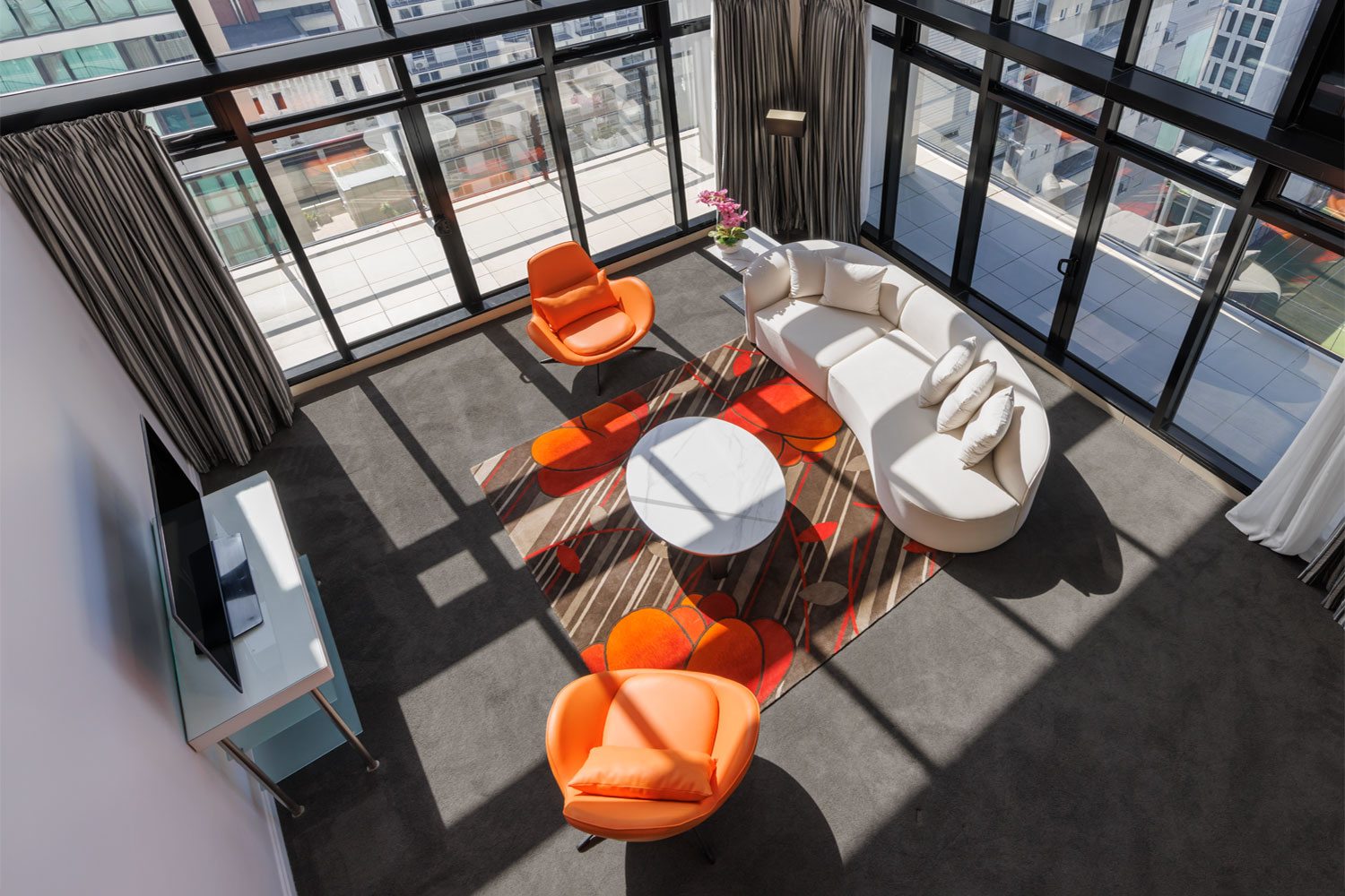 557330 citylife auckland penthouse suite