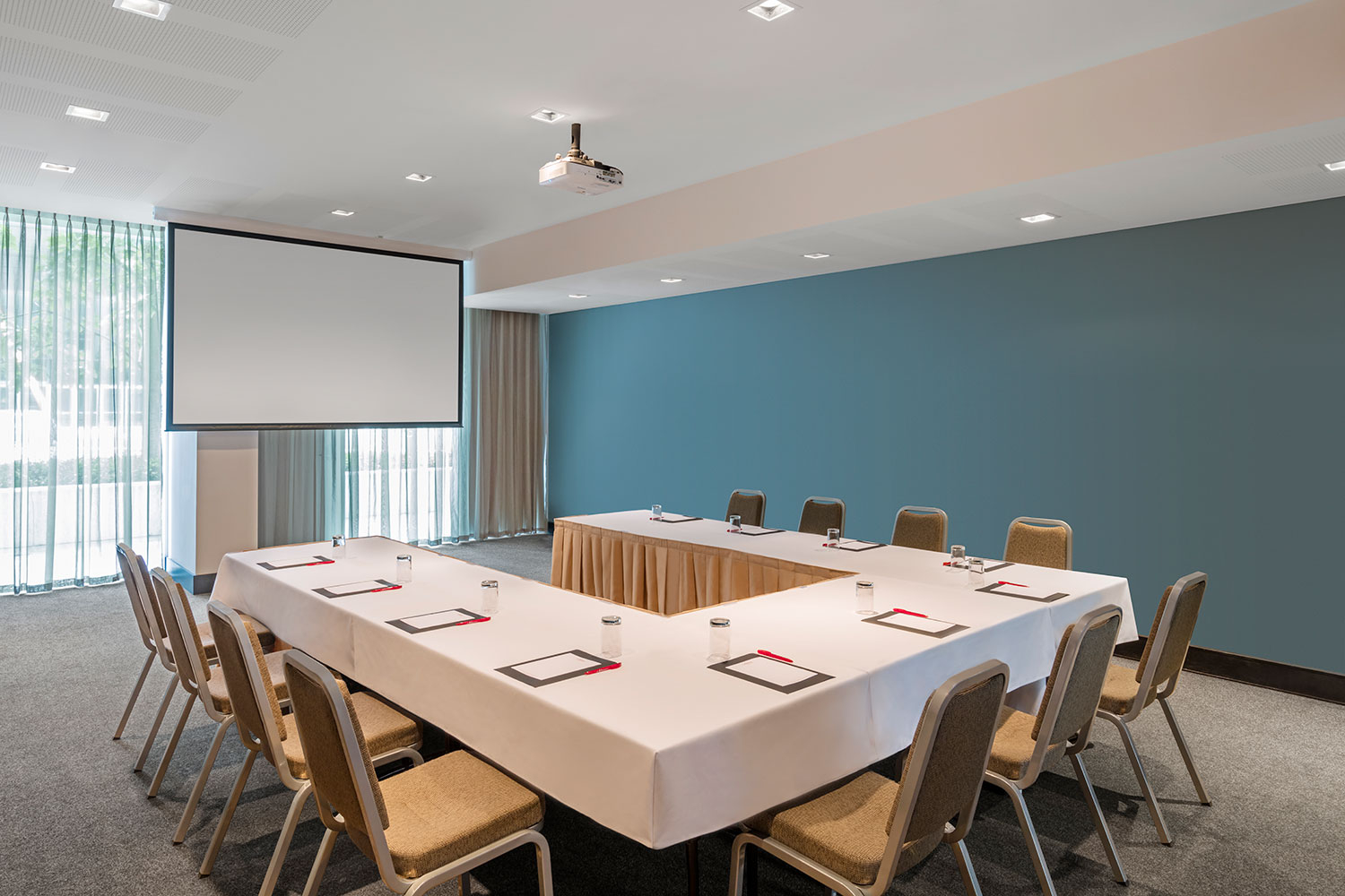 adina apartment hotel perth conference helena room u shape setup 01 2017