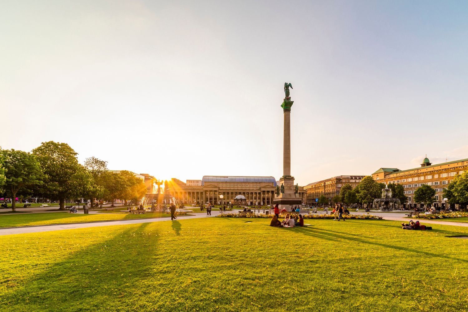 48 hours in stuttgart with kids_schlossplatz