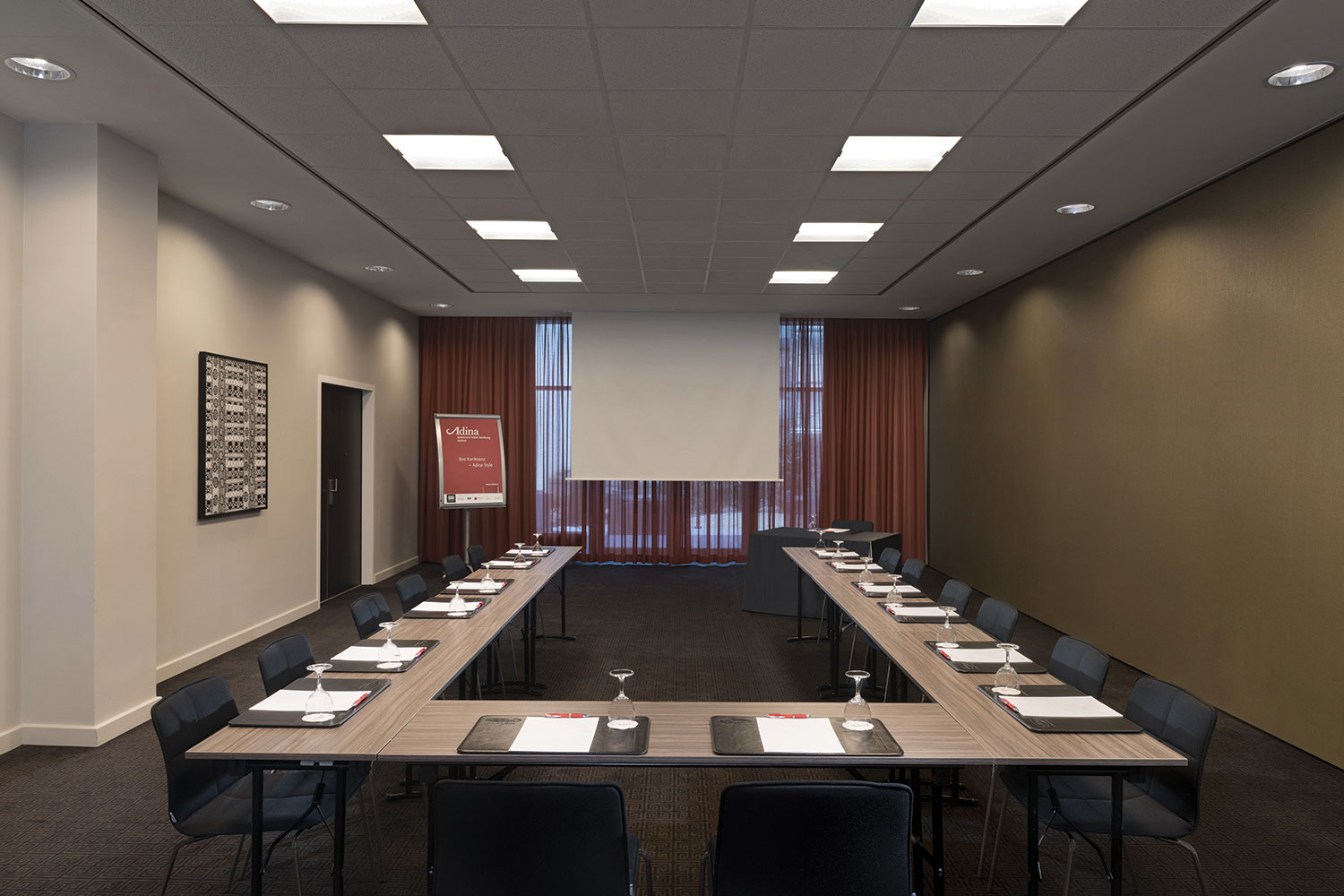 adina apartment hotel hamburg michel conference adelaide room u shape setup 2017