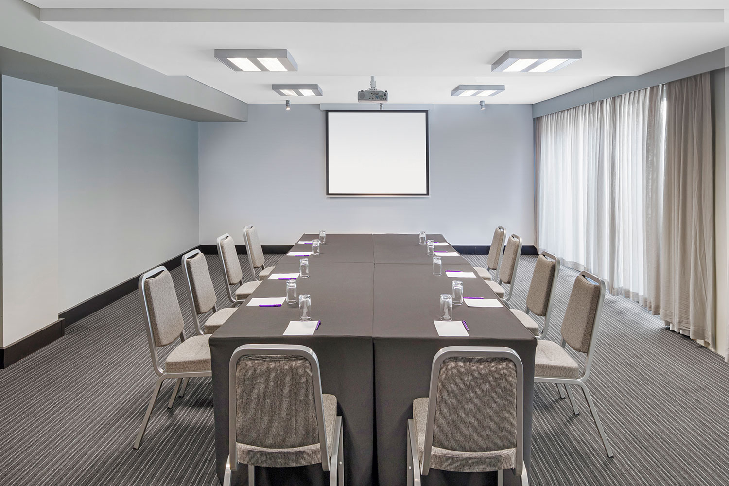 adina apartment hotel vibe hotel darwin waterfront conference room zealandia boardroom 01 2016