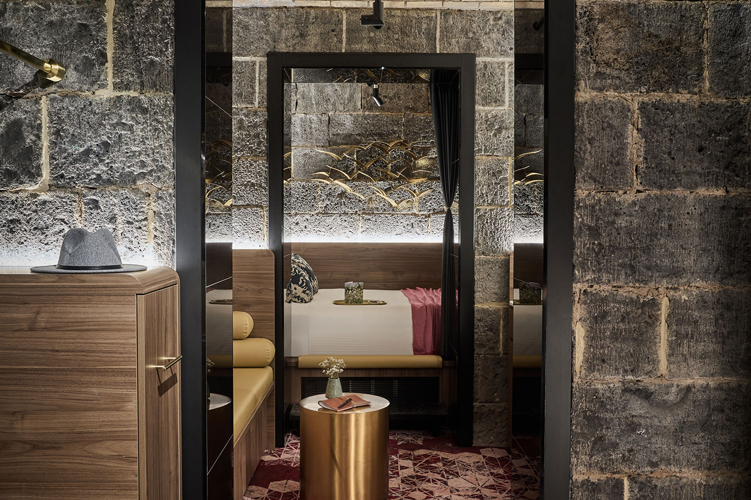 the interlude melbourne suite 02 2023