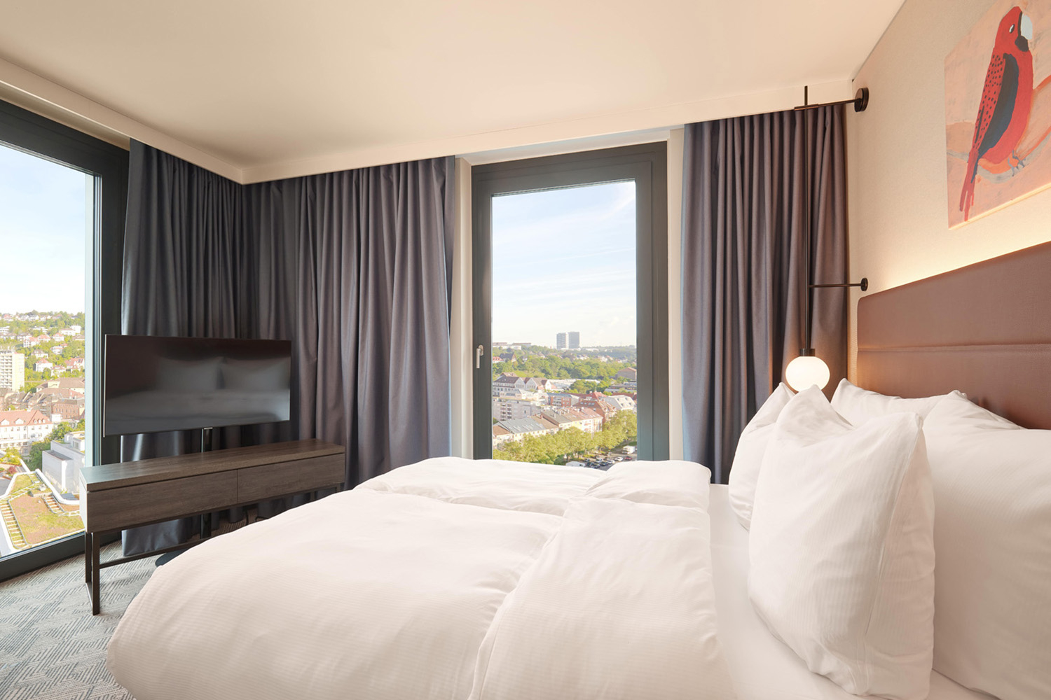 adina hotel stuttgart_one bedroom bed_05 2022