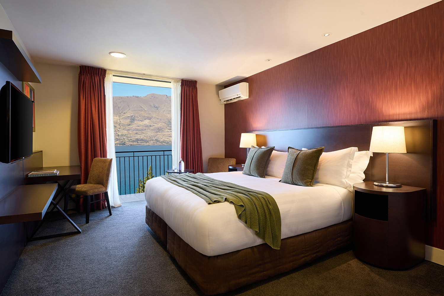 rendezvous queenstown 1 bedroom apartment lake view bedroom 2026