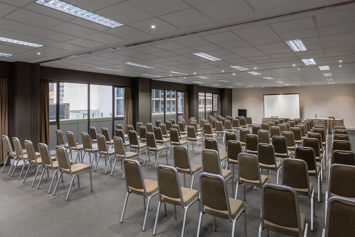 adina apartment hotel melbourne conference waratah and wattle room theatre 02 2017