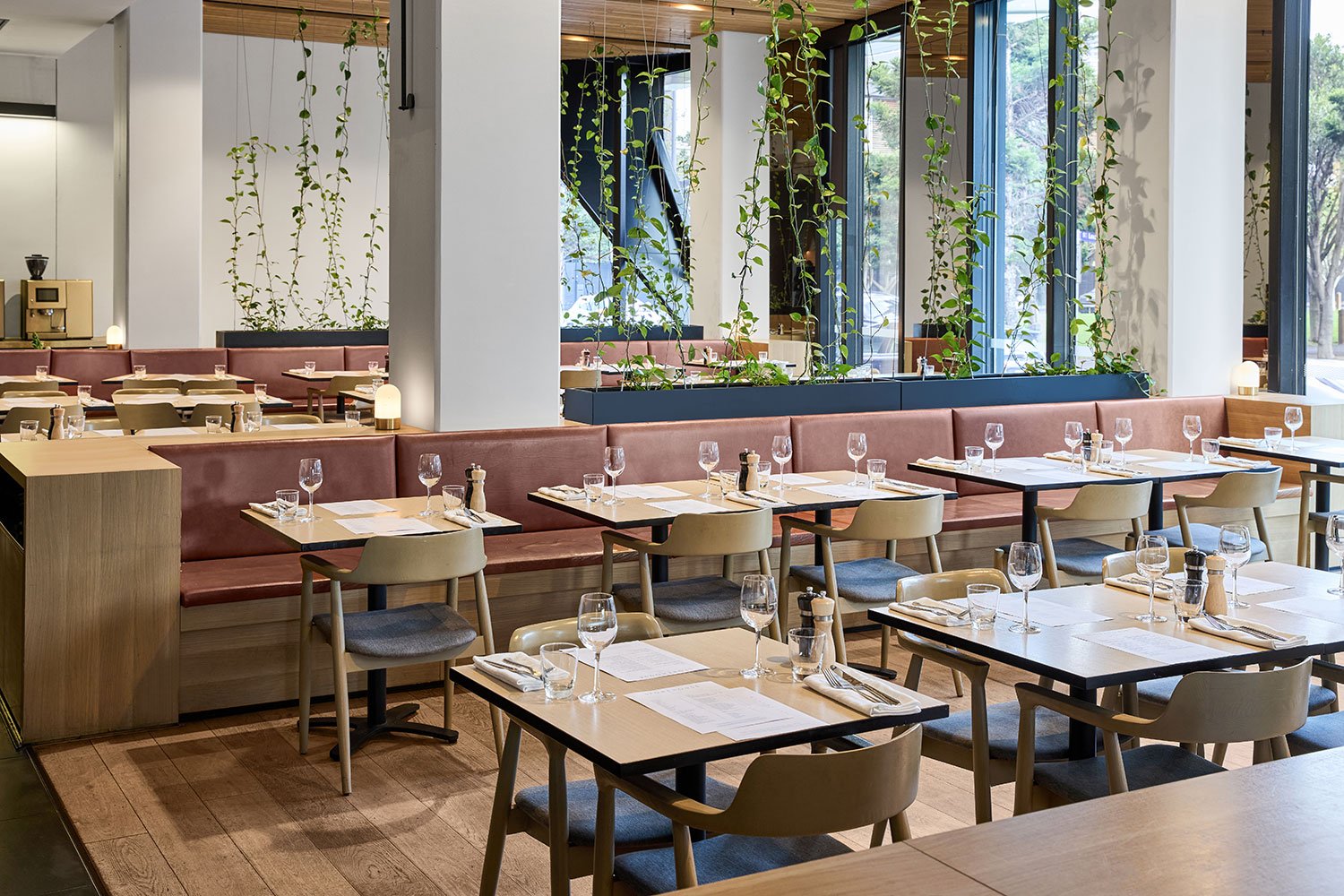 vibe hotel melbourne docklands storehouse 2024 5 min