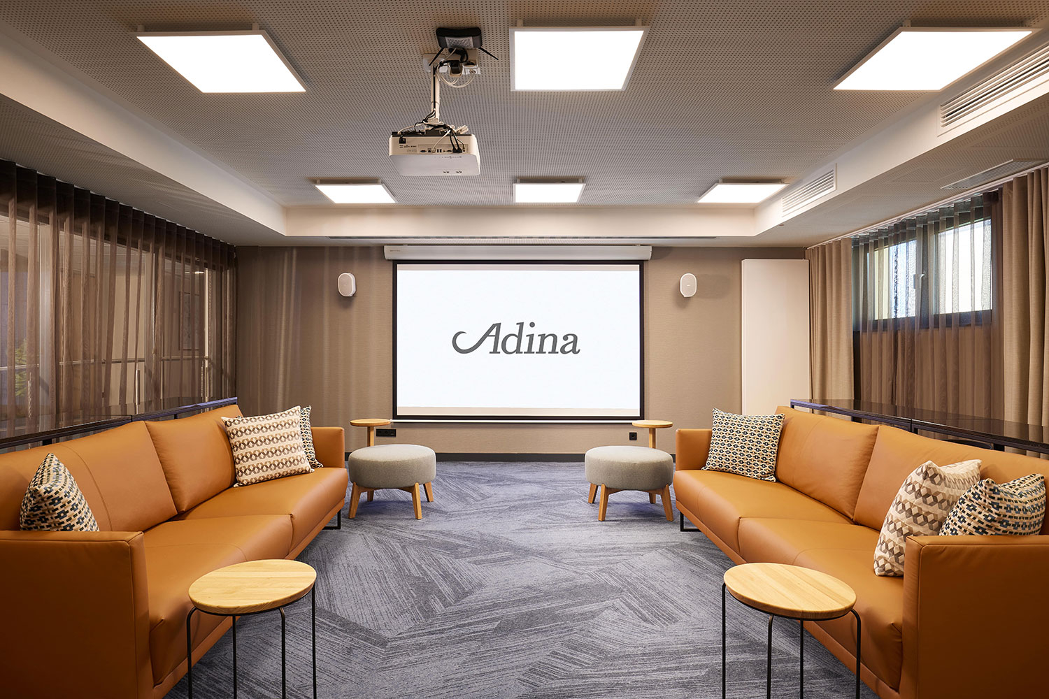 adina hotel dusseldorf_meeting canberra_07 2022