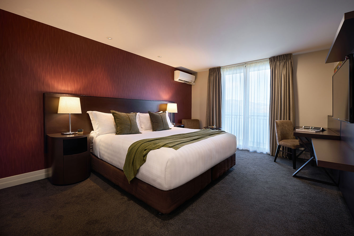rendezvous queenstown deluxe room lake view 2026 shot 05