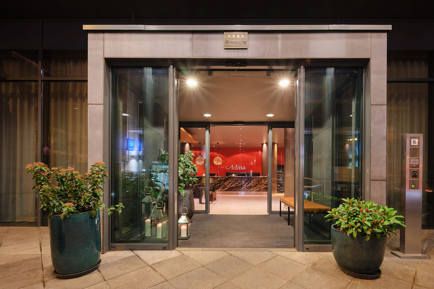 adina apartment hotel frankfurt neue oper entrance1 11 2022