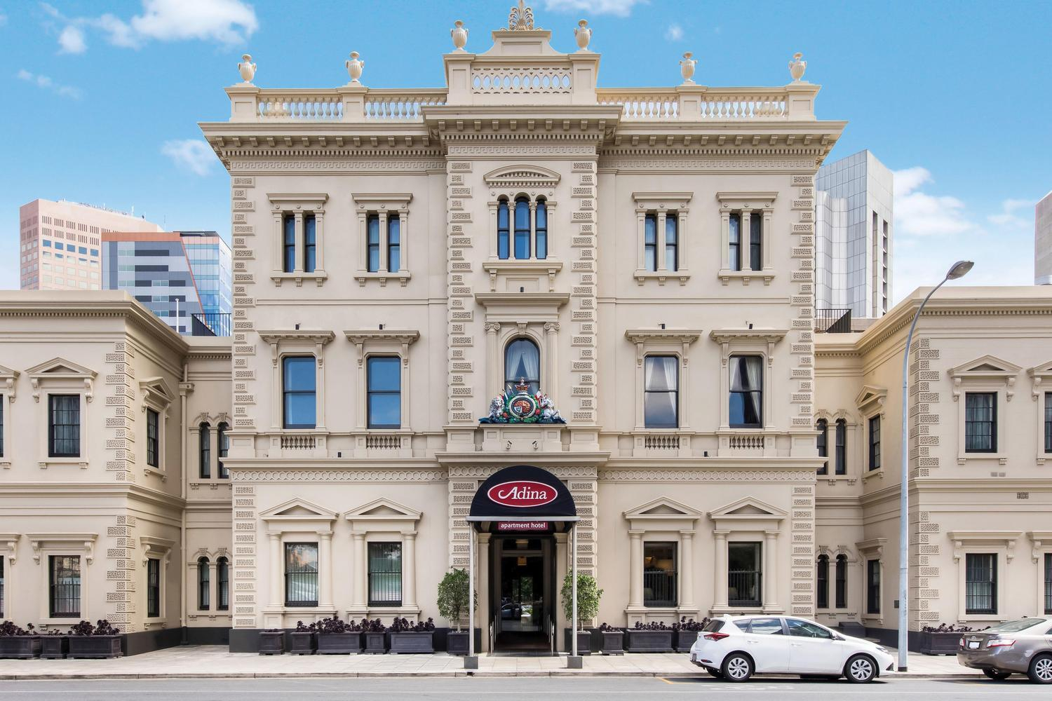adina apartment hotel adelaide exterior 03 2018 2