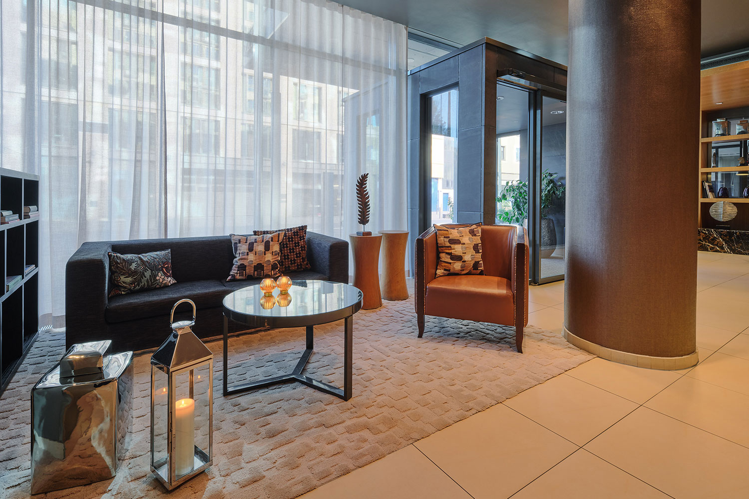 adina apartment hotel frankfurt neue oper lobby4 11 2022