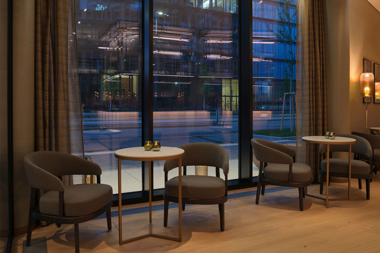 adina hotel vienna belvedere lobby 05 2021