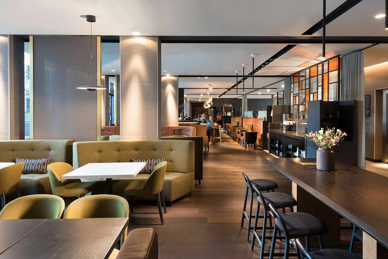 adina apartment hotel hamburg speicherstadt restaurant 02 2018