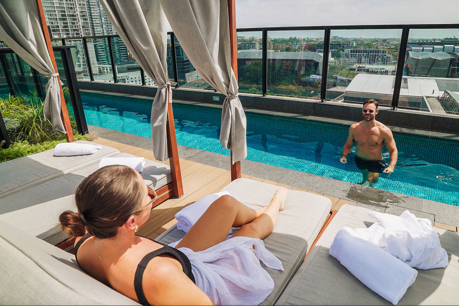 vibe hotel sydney darling harbour vibe brand ambassador carlin steritt 08