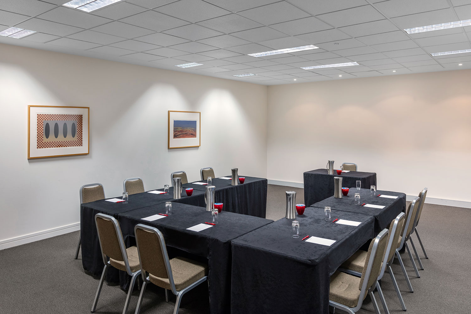 adina apartment hotel melbourne conference orchid room u shape 01 2017