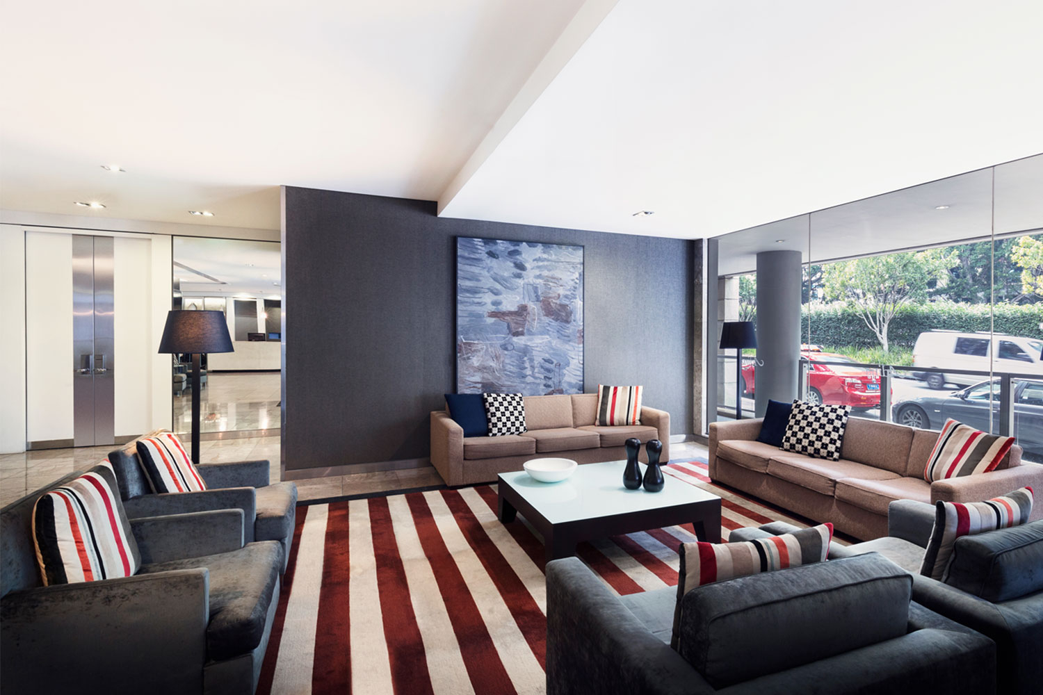 adina apartment hotel sydney darling harbour lobby 02 2016