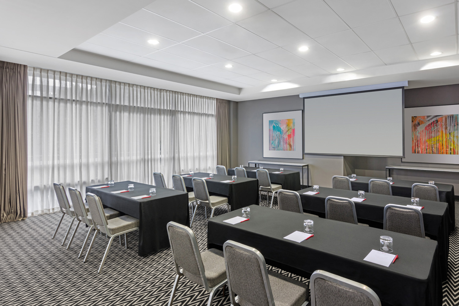 adina apartment hotel sydney airport airport crew confrence room classroom 01 2016