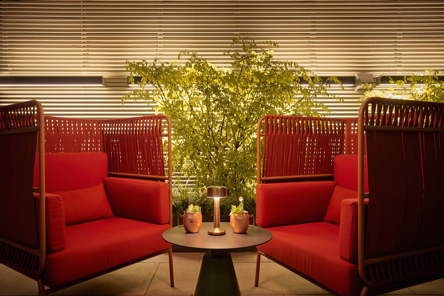 adina hotel stuttgart_terrace night2_05 2022