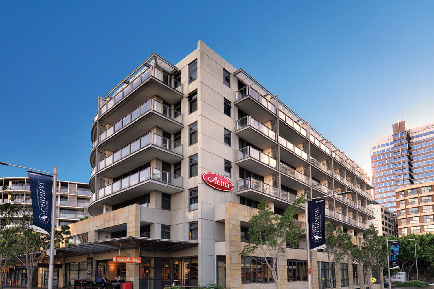 adina apartment hotel sydney darling harbour exterior 1 2013