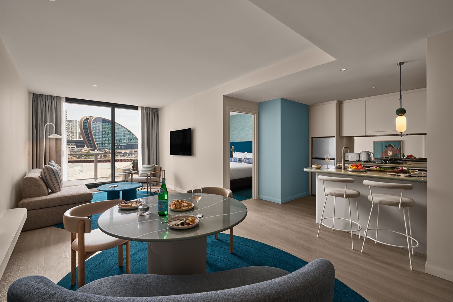 adina sydney darling harbour premier one bedroom aquarium view 08 2026