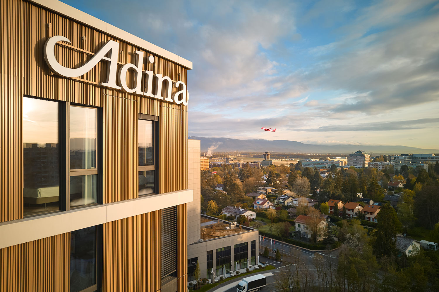 adina geneva_exterior