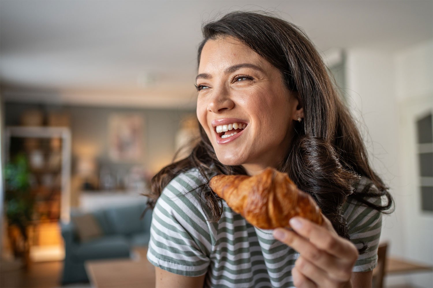 free_breakfast_campaign_hero_image_adina