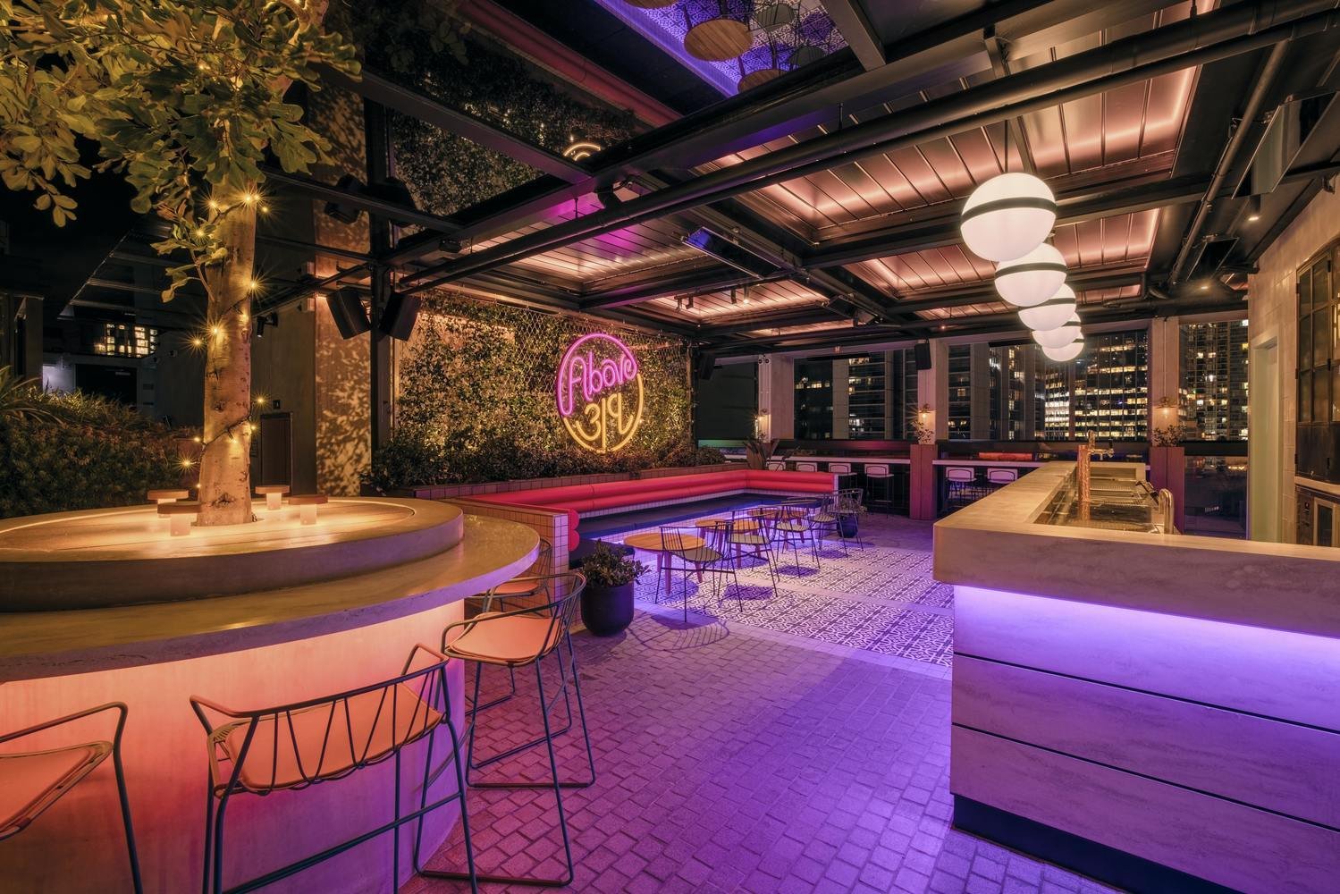 vibe_hotel_darling_harbour_above_319_bar_12_2021