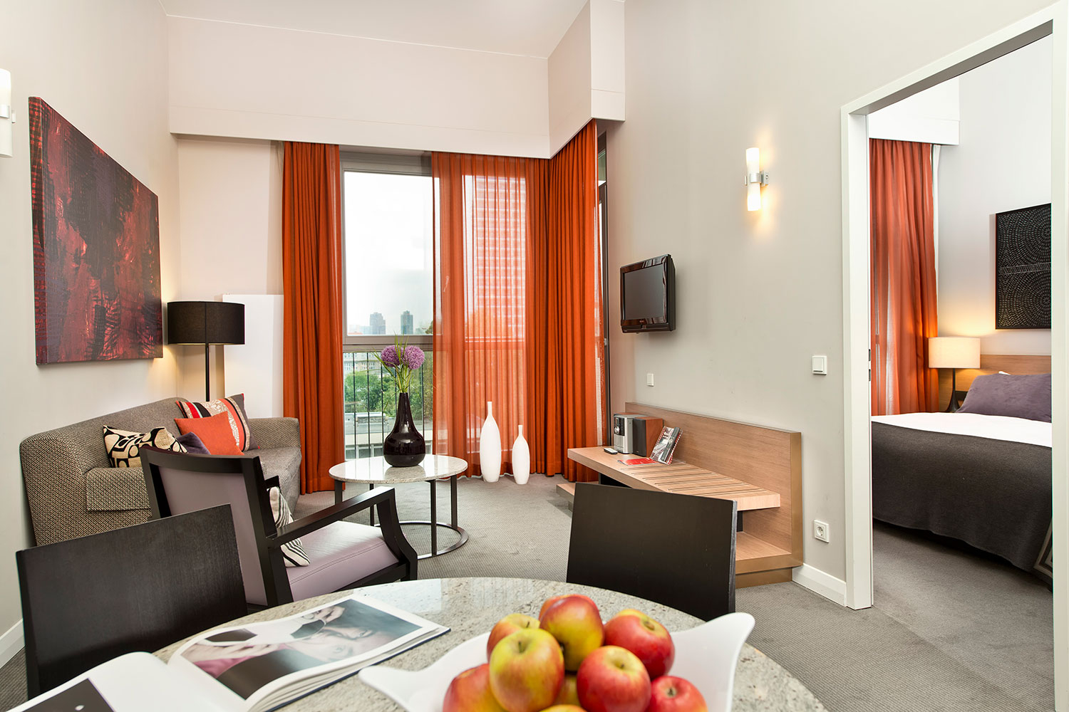 adina apartment hotel berlin checkpoint charlie one bedroom apartment livingroom 11